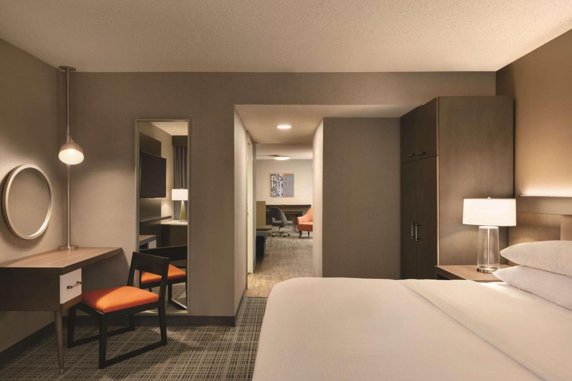 Embassy Suites By Hilton Richmond Dumbarton Eksteriør bilde