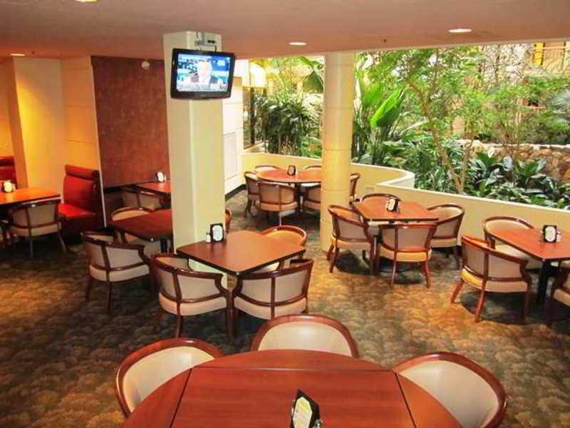Embassy Suites By Hilton Richmond Dumbarton Restaurant bilde